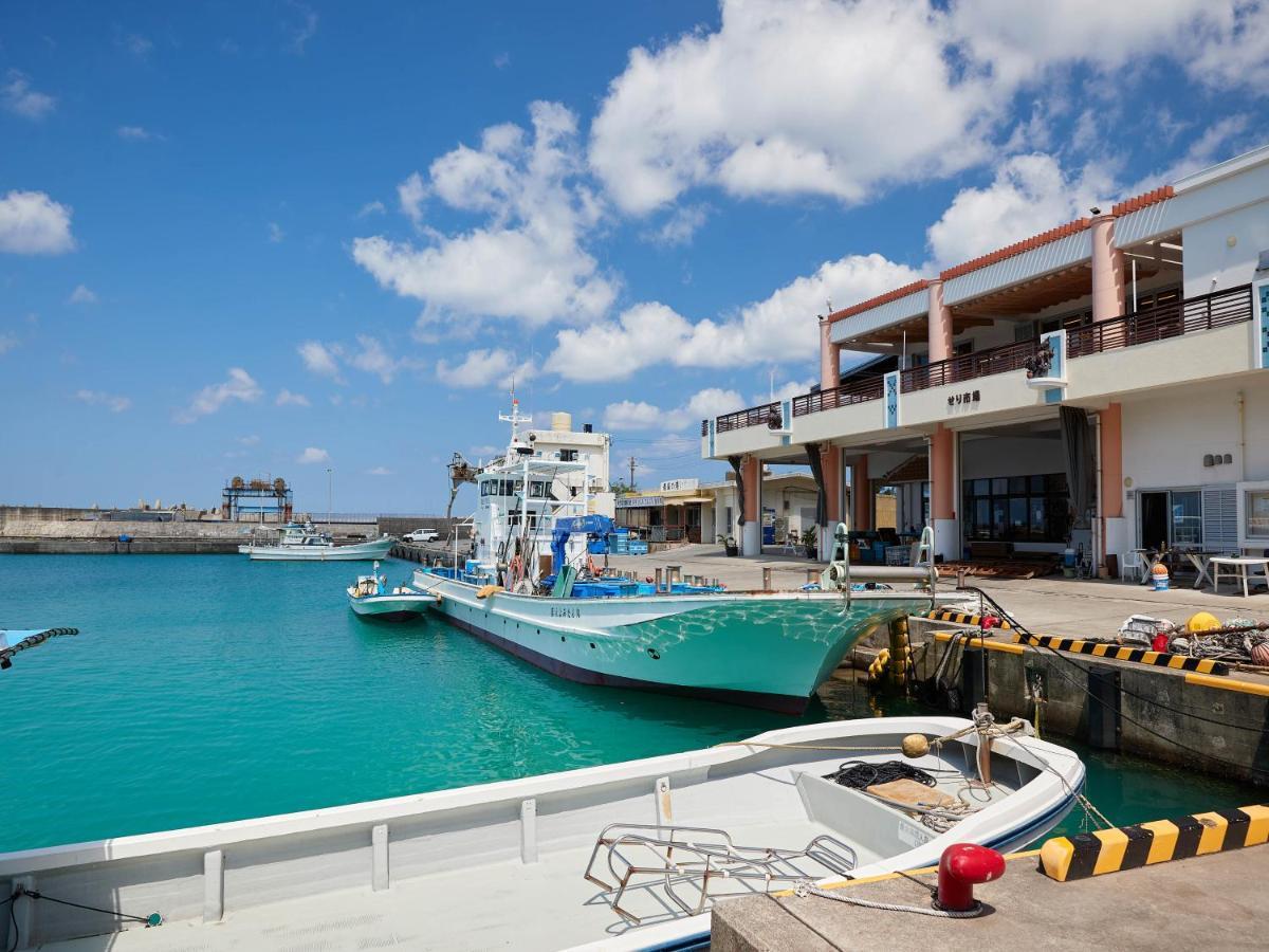 Hotel Murasakimura Йомитан Екстериор снимка